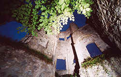 Burgruine Finkenstein mit Klettergarten am Faaker See